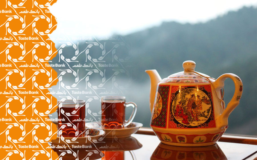 نوشیدن انواع چای