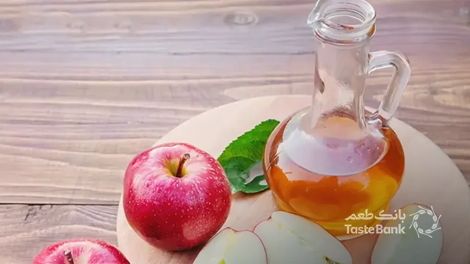 سرکه و سیب