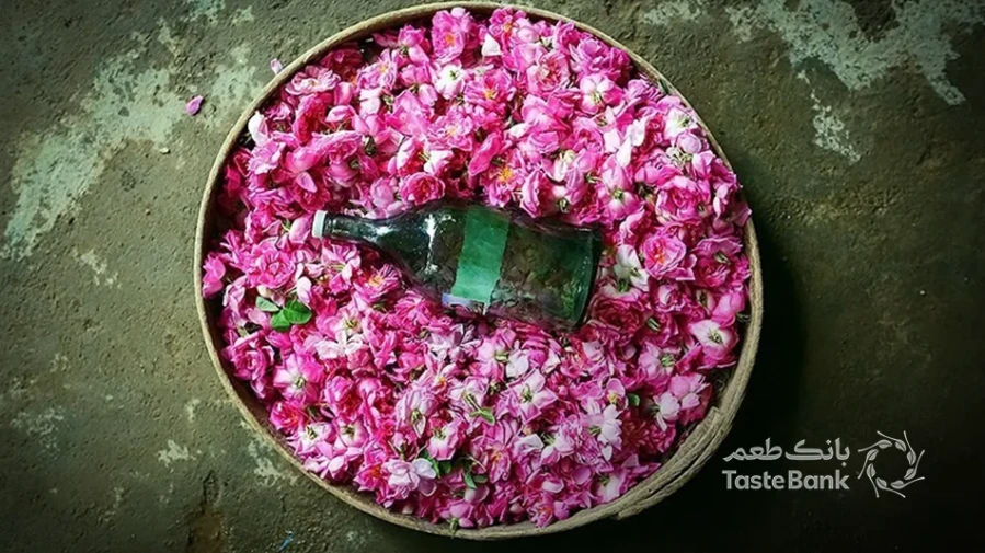 گلاب گیری